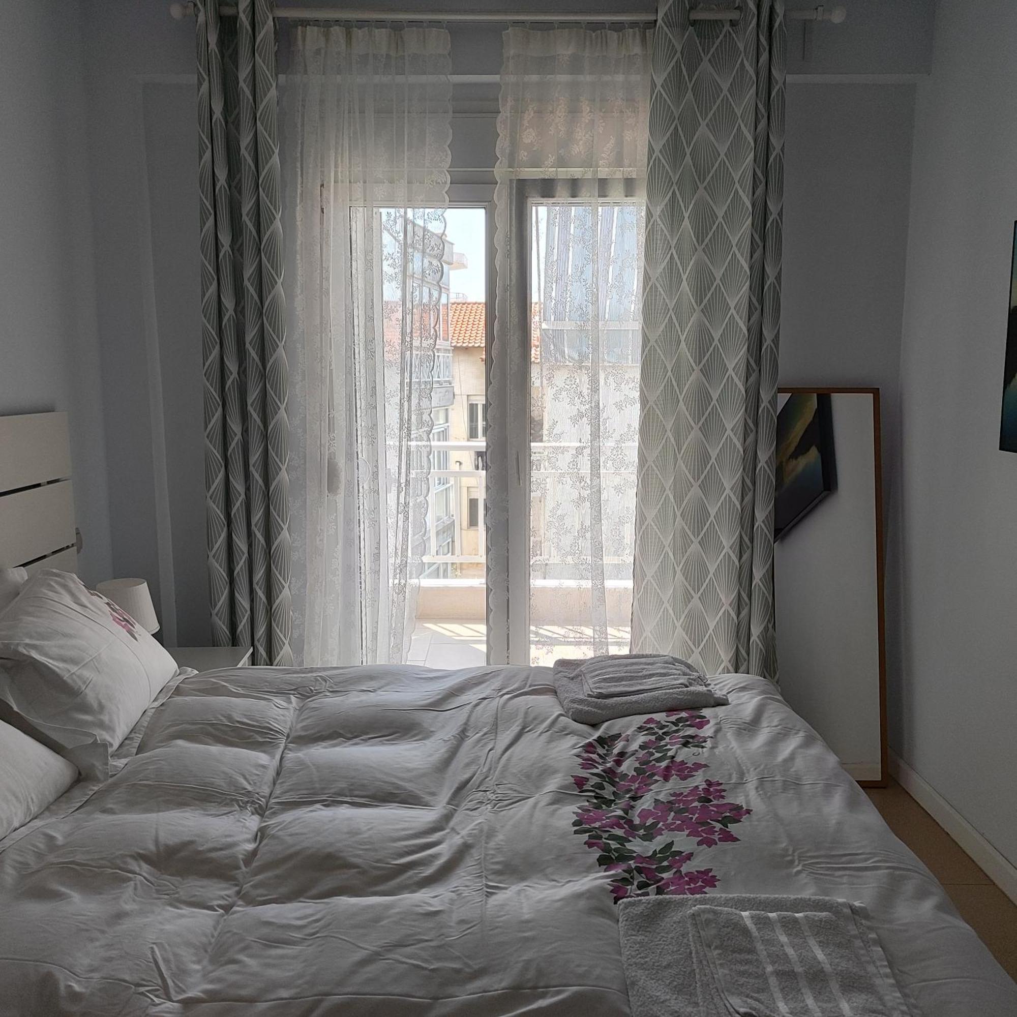 Christina-2 Apartamento Peraía Exterior foto