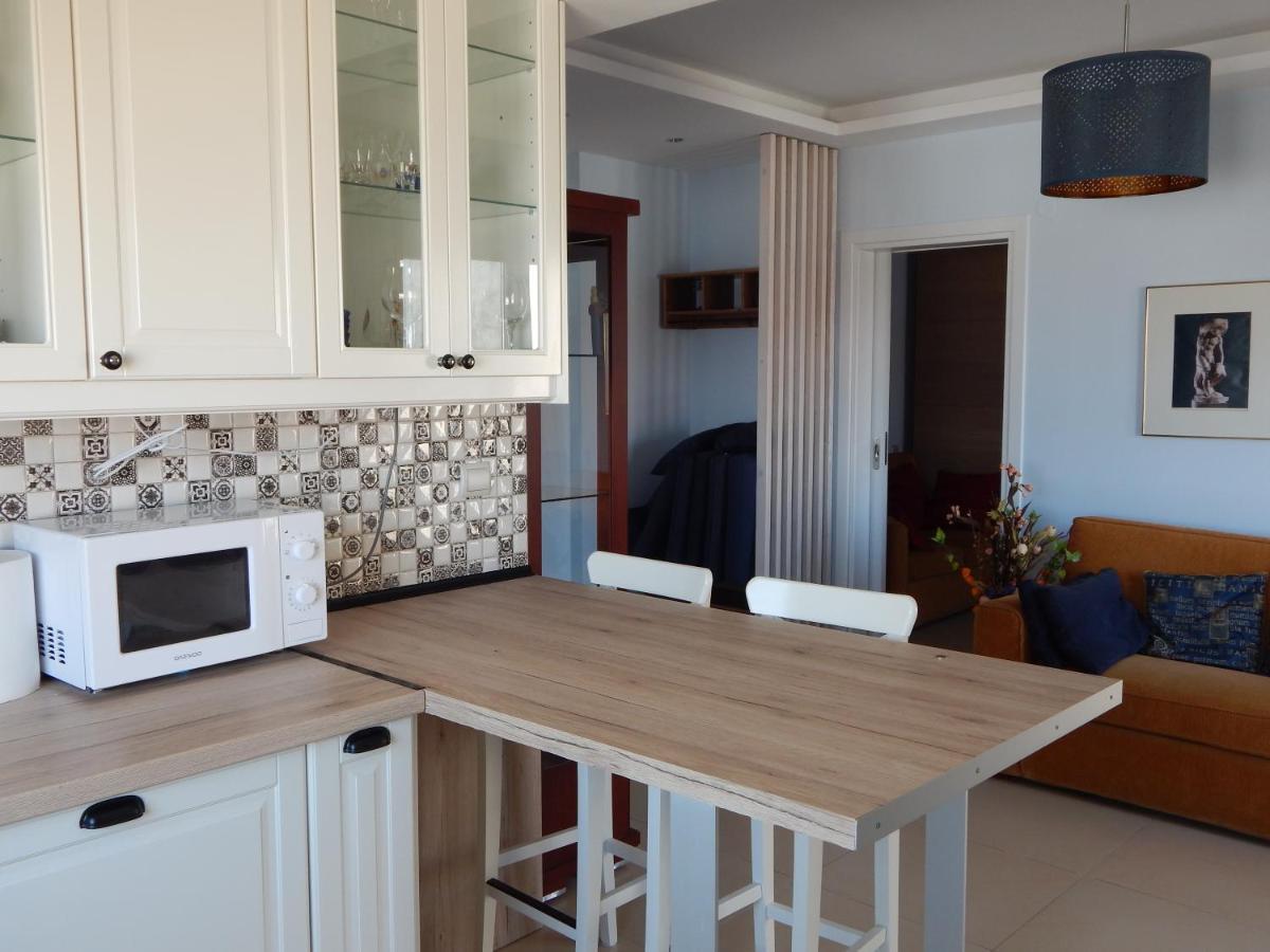 Christina-2 Apartamento Peraía Exterior foto